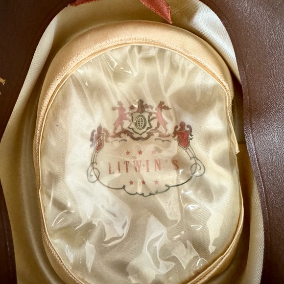 Vintage Felt Hat - Picture 6 of 7